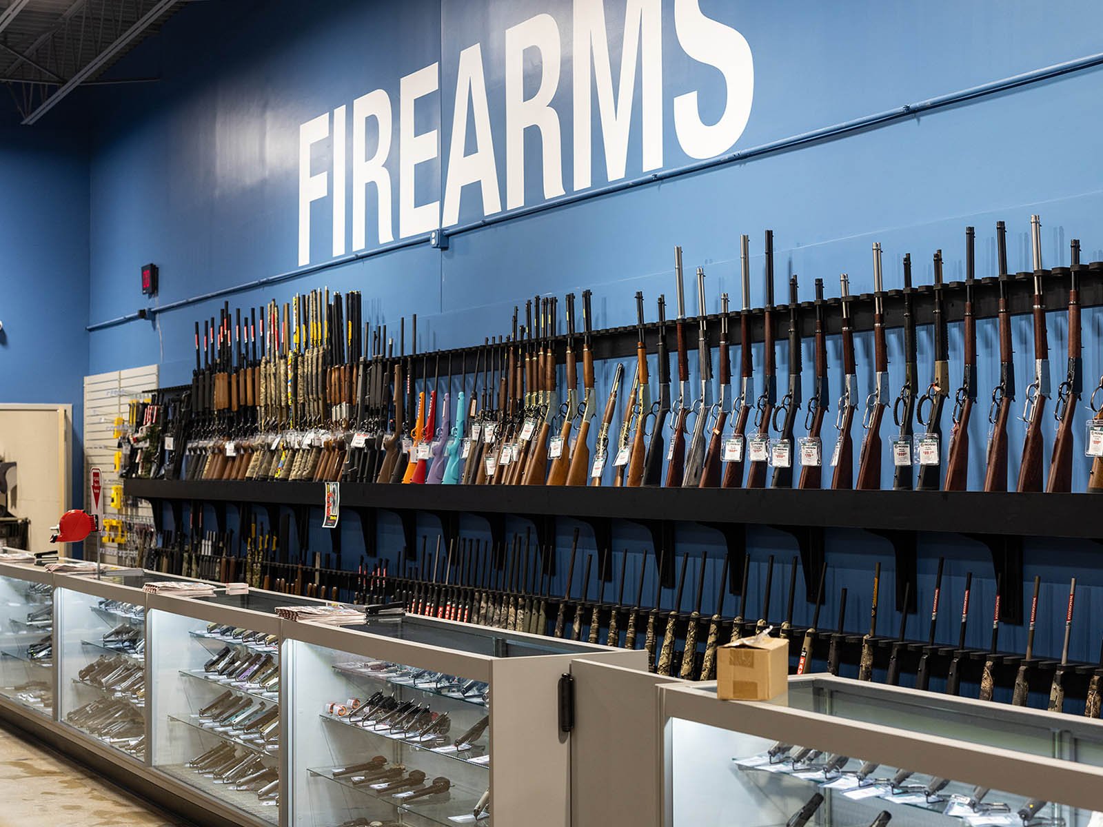 guns for sale at Vance Outdoors Cincinnati